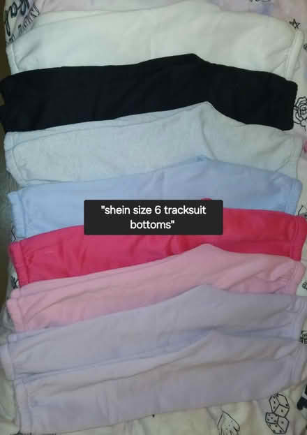 Photo of free Kids clothes size 4,5,6,7 (Kennington) #1