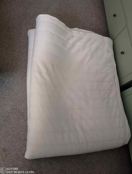 Photo of free King Size Mattress Topper (Swadlincote) #1