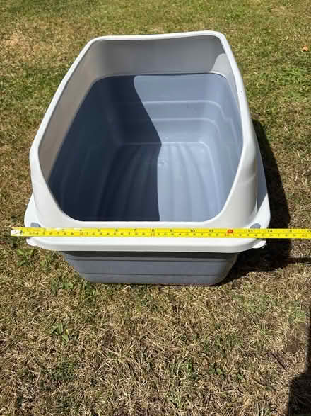 Photo of free Cat litter box (Sigglesthorne HU11) #3