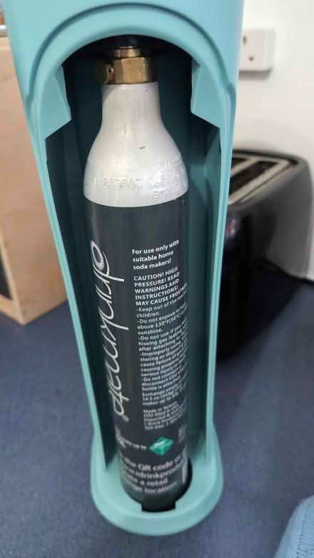 Photo of free Drinkmate station (RG1, reading) #3