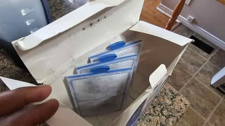 Photo of free PF-L water filter for fish tank (K2G 2Y9) #2