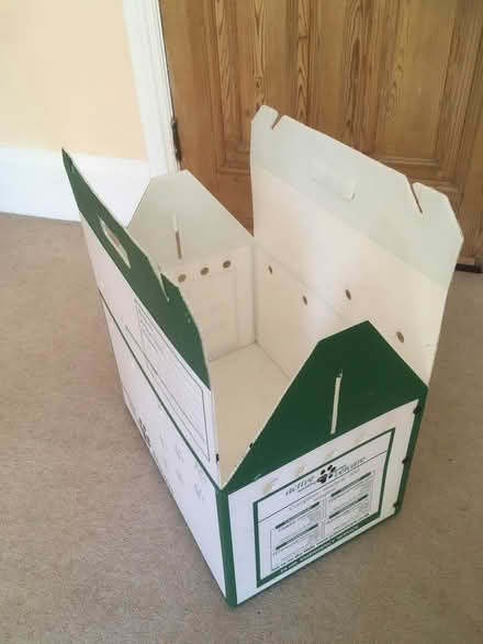 Photo of free Cat box (Caversham RG4) #1