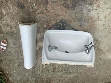 Photo of free Sink (High Wycombe) #3