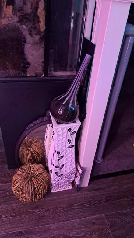 Photo of free White and black vase (Markfield LE6) #1
