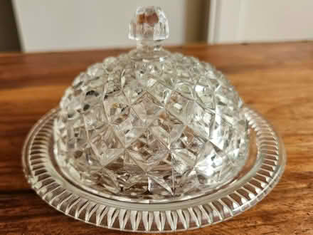 Photo of free Vintage crystal glass butter dome (Chesham HP5) #1