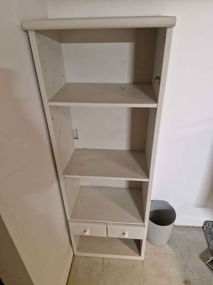 Photo of free Unit (Hanworth RG12) #1