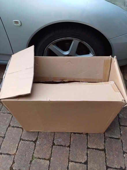 Photo of free Large Box - strong (Felden HP3) #1