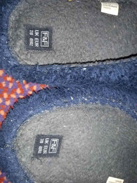 Photo of free Dark Blue Fleece Slipper size 7/8 (Collyhurst M40) #3