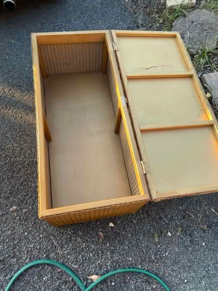 Photo of free Lloyd Loom Ottoman (Amersham HP7) #4