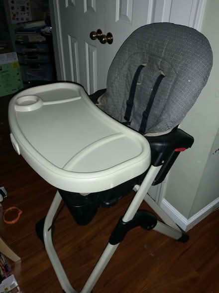 Photo of free Graco high chair (Bowers x El Camino) #1