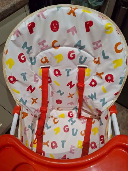 Photo of free Highchair (GU12) #1