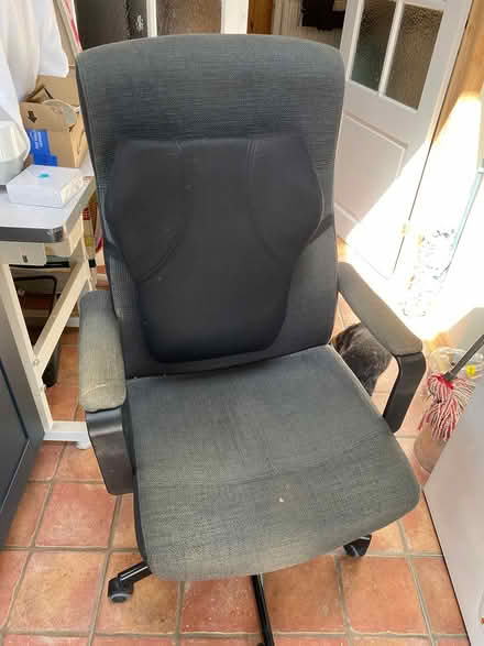 Photo of free Office chair (West Ewell Epsom KT19) #3