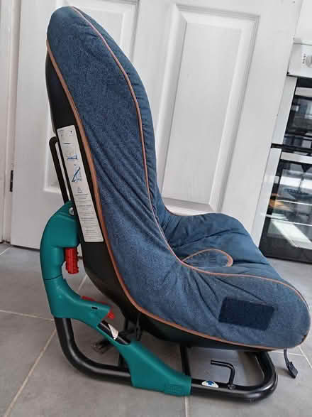 Photo of free Baby car seat (Leicester LE4) #2
