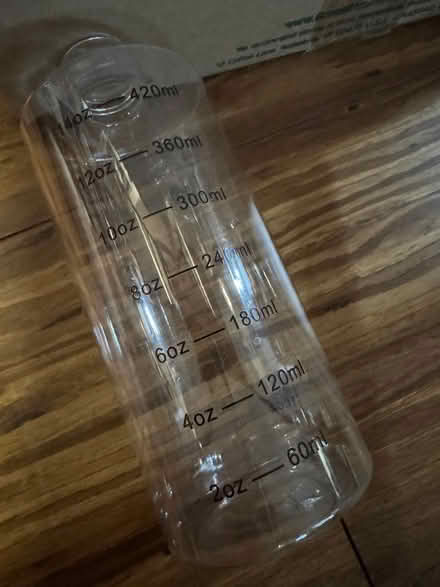 Photo of free collar stays, measuring bottle + (Columbia Heights) #2