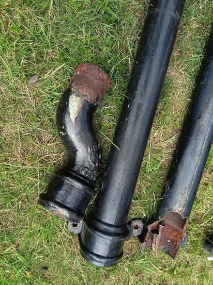 Photo of free Cast iron rainwater downpipe (Chesham HP5) #3