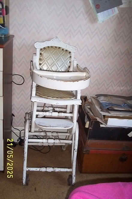 Photo of free childs high chair (waterloo, liverpool) #1