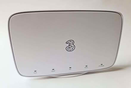 Photo of Three Home Hub WiFi mobile router (Central Reading RG1) #1