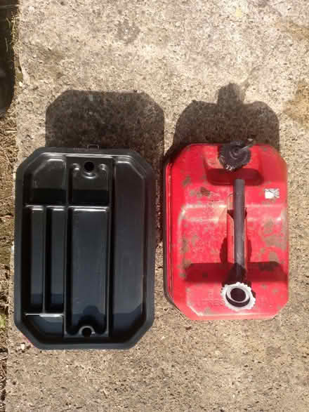 Photo of free Combined jerry can and toolbox (Cheshire Oaks CH65) #3