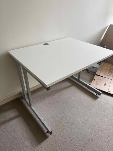 Photo of free White Desk (Richmond) #2