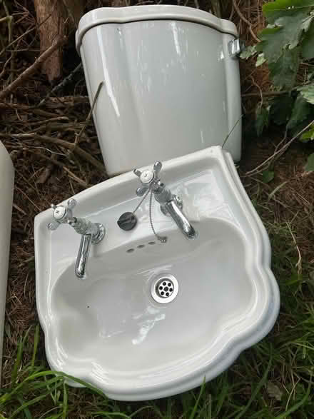 Photo of free Bathroom fittings (Sciennes EH9) #2
