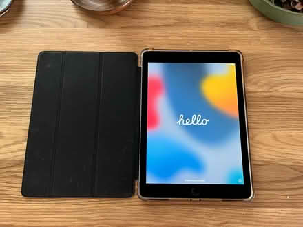 Photo of free iPad Air 2 (16gb) & case (Cookham Dean, SL6) #1