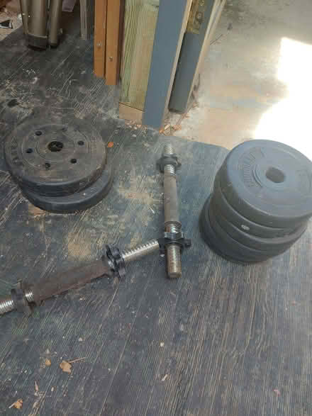 Photo of free Small gym weights and bars (Cutteslowe OX2) #4