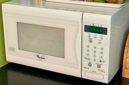 Photo of free Whirlpool 800W microwave oven (Burton Joyce NG14) #1