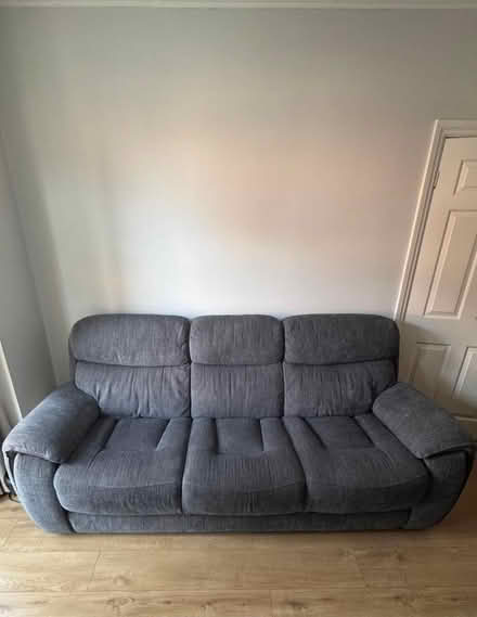 Photo of free 3 seater sofa (RG1, reading) #4