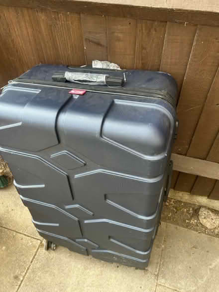 Photo of free 2 Old suitcases (N4 1HG) #2