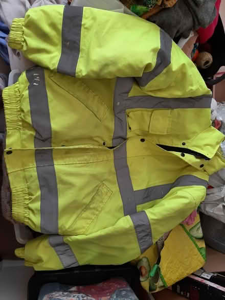 Photo of free Hi Vis jacket (Carlton) #1