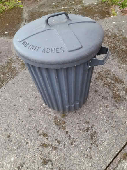 Photo of free Dustbin (Elmhurst WS13) #1