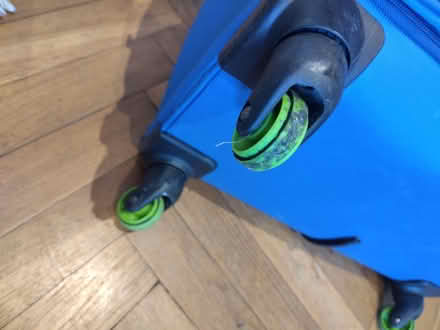 Photo of free American tourists suitcase (SW11 5) #3