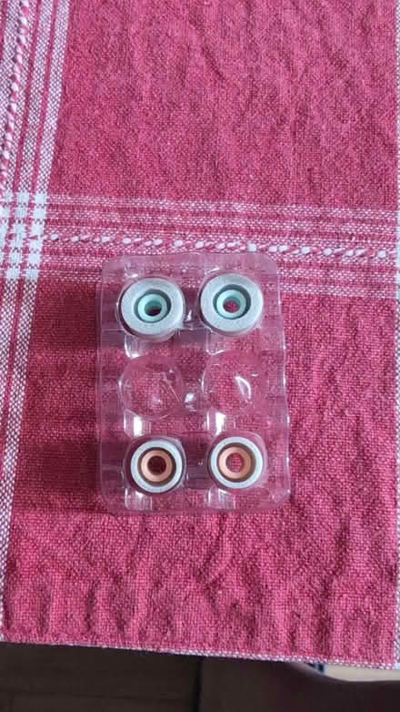 Photo of free Sony xm4 (RG1, reading) #3