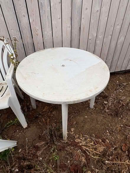Photo of free Plastic table and 4 chairs (Vale of White Horse OX13) #1