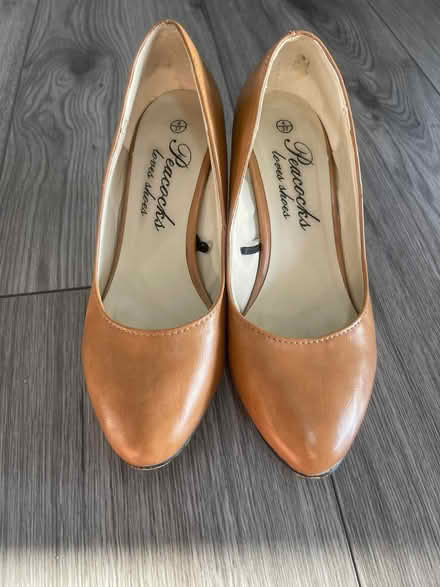 Photo of free Heels (Near Old Street Station) #3
