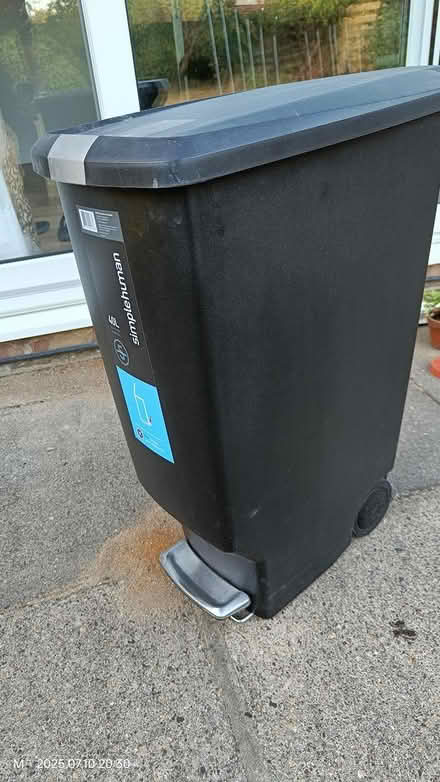 Photo of free Pedal Bin, 40L, Faulty Lid (Tilehurst, Reading RG31) #3