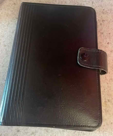 Photo of free filofax notebook holder (Garthmyl SY15) #1