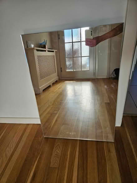 Photo of free Mirror (to wall mount) (W5 close to Ealing Common) #1