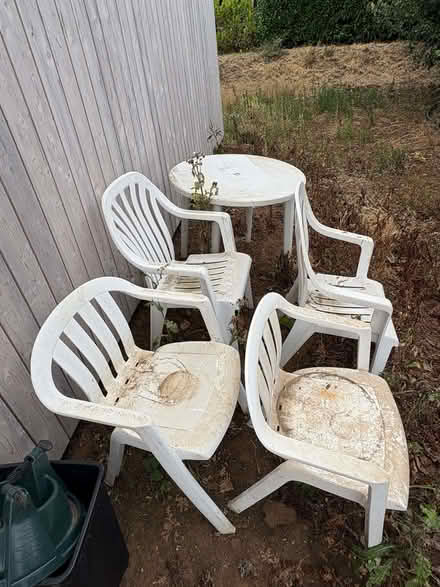 Photo of free Plastic table and 4 chairs (Vale of White Horse OX13) #3