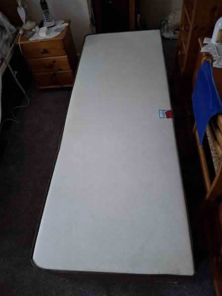 Photo of free Divan base (Hampton Hill TW12) #1