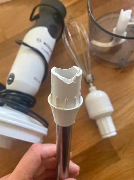 Photo of free Bosch ErgoMixx 800W (partly broken) (Queen's Park BN2) #3