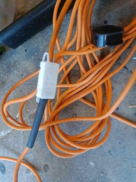 Photo of free Hedge cutter Flora best 600D3 (Chesterton Road CB4) #3