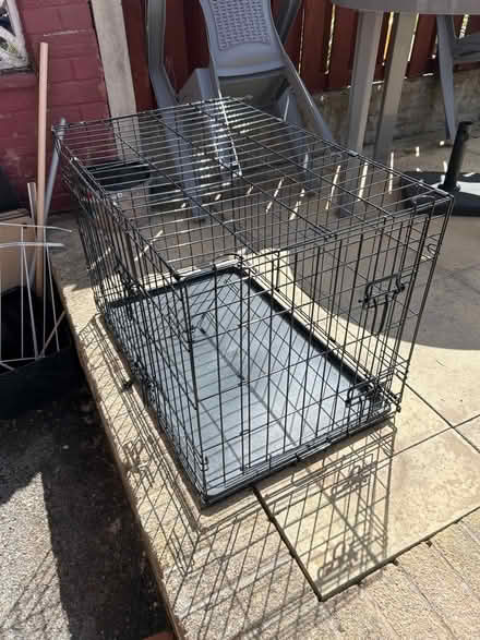 Photo of free Medium dog crate (Arbourthorne S2) #1