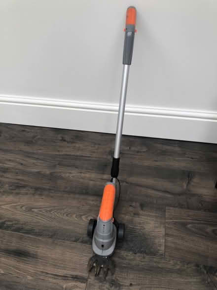 Photo of free Mini trimmers (Little Chester DE1) #1