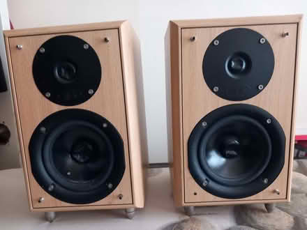 Photo of free Hi fi speakers (Grange Court E10) #3