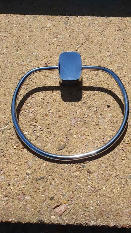 Photo of free Metal chrome towel ring (CT2) #1