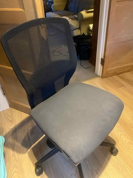 Photo of free Black office chair (killiney) #1