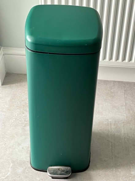 Photo of free Kitchen bin (SE12) #1