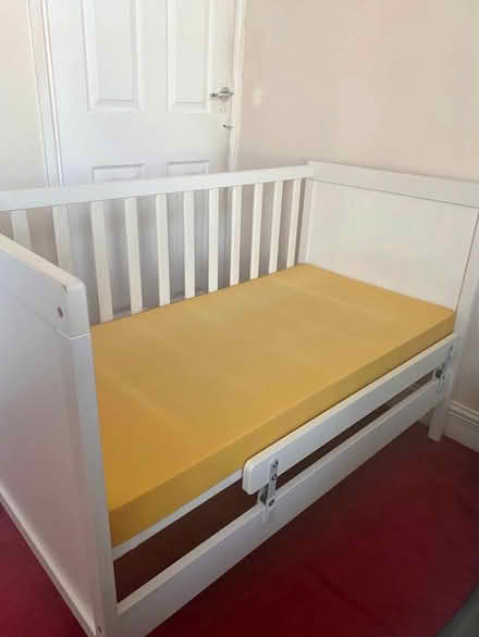 Photo of free Baby cot/ toddler bed (Ws3) #1