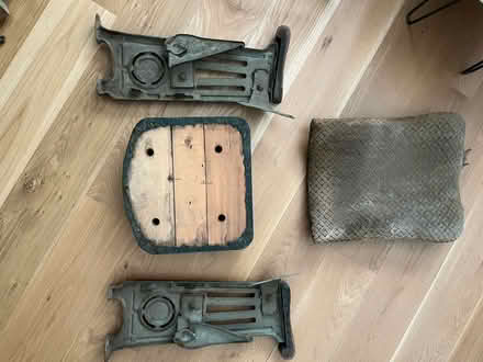 Photo of free Antique theatre chair (Cambrian near 85/Camden) #2